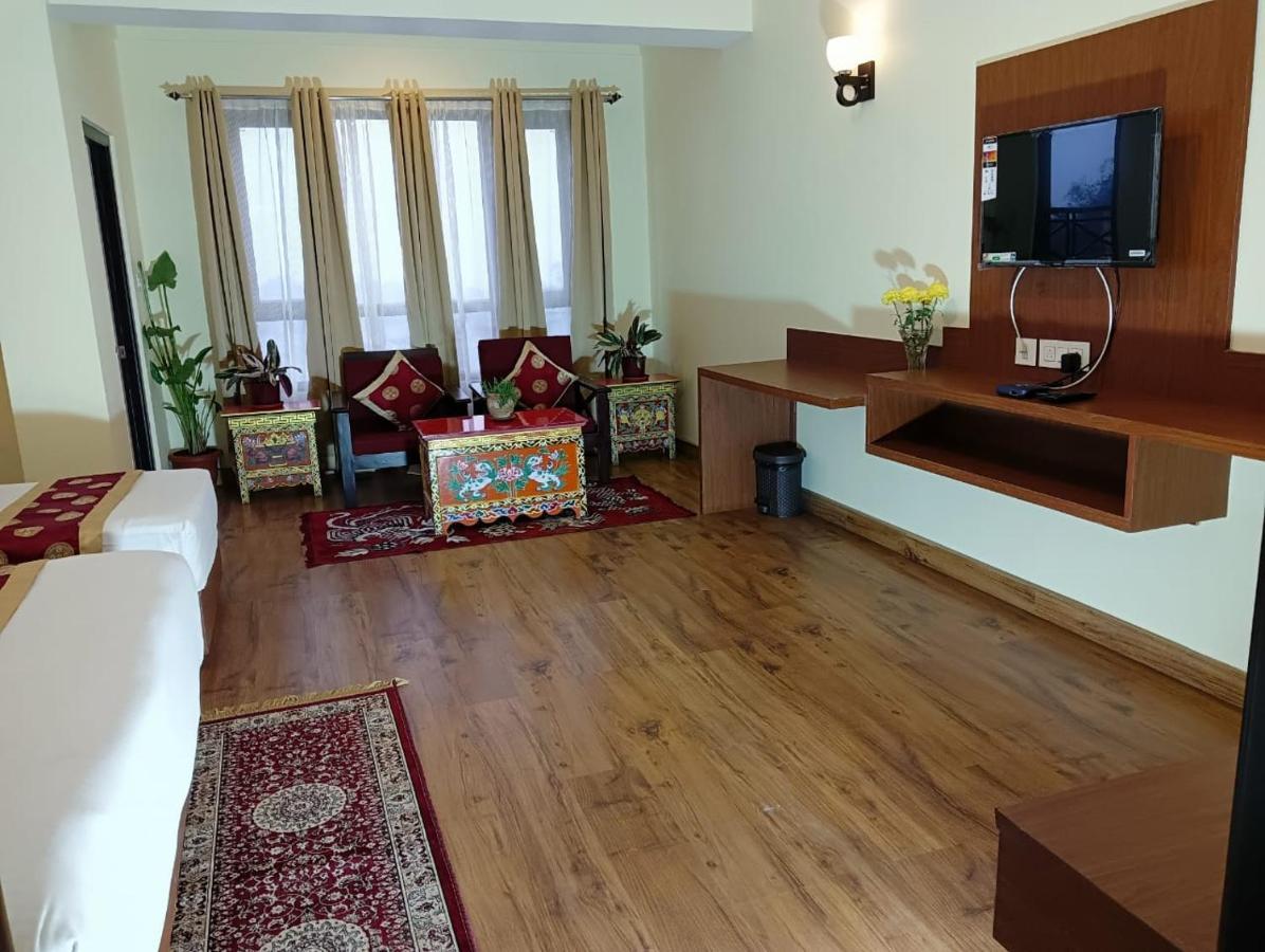 Hotel Zingkham Residency Ґанґток Екстер'єр фото